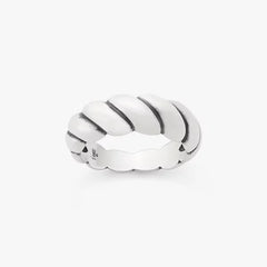 Half Twist Ring